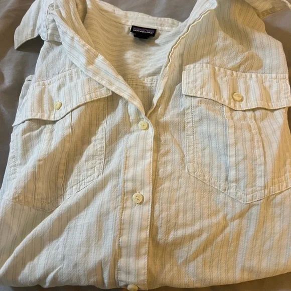 Patagonia hemp and organic cotton lightweight shirt. Never worn. Perfect casual - Picture 2 of 8